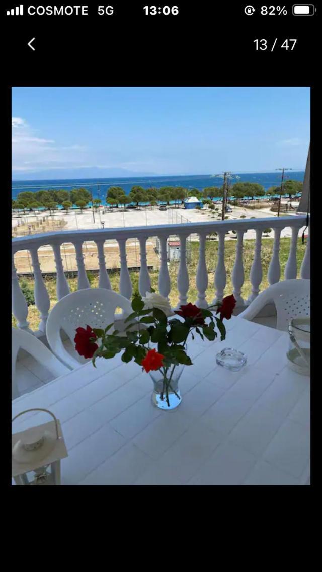 Seasmiles Apartment Akrata Bagian luar foto
